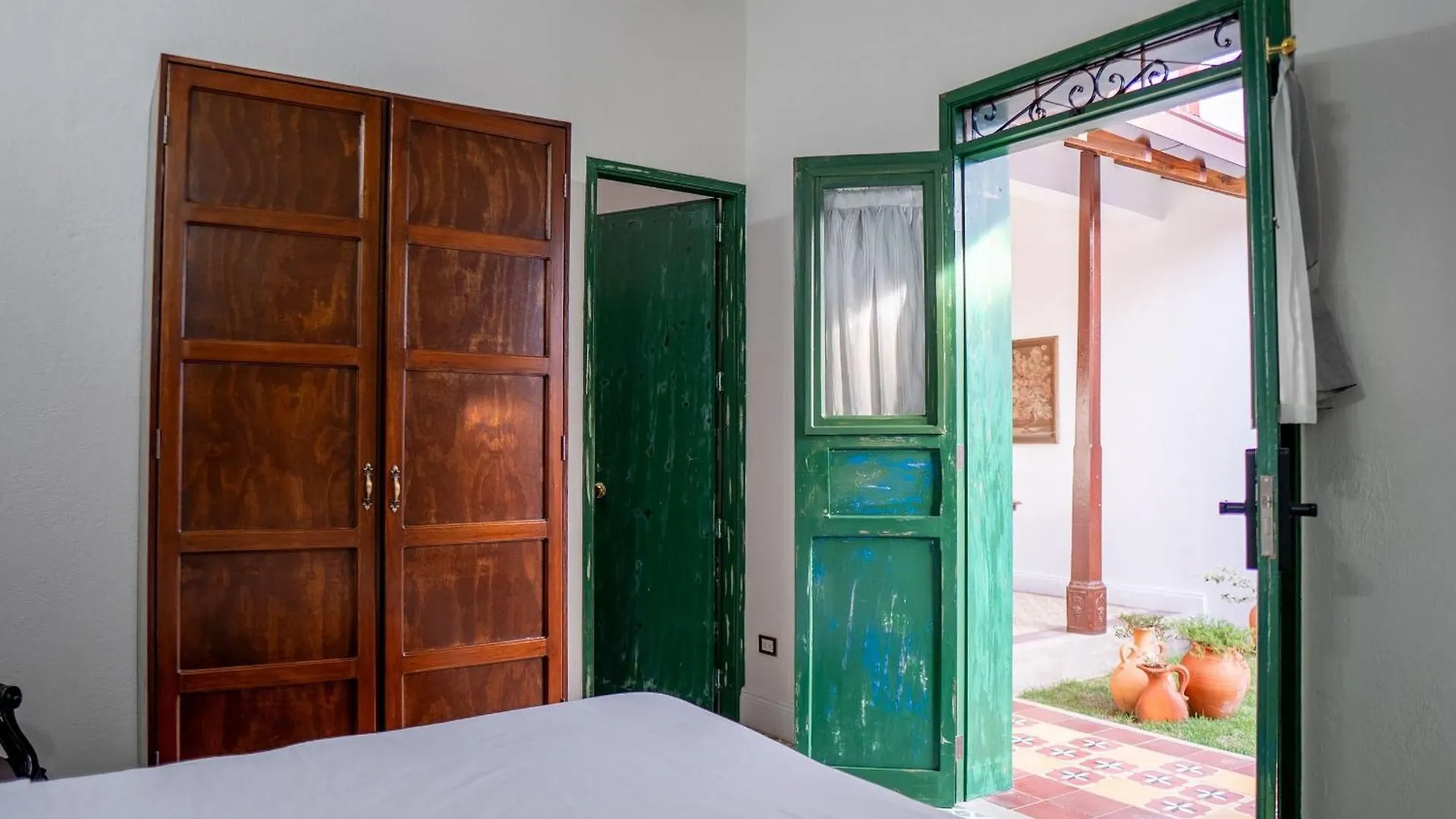 La Casa De Isa Vandrarhem Cali